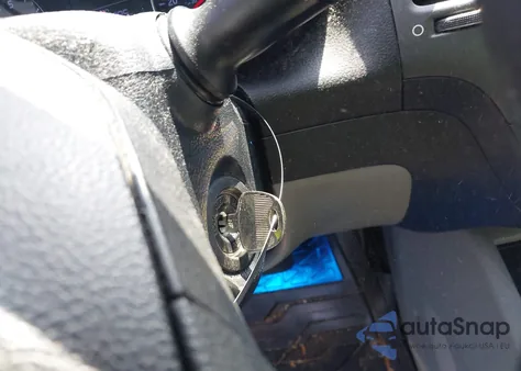 2014 Kia Forte Lx z USA, uszkodzony, nr VIN KNAFX4A6XE5135476